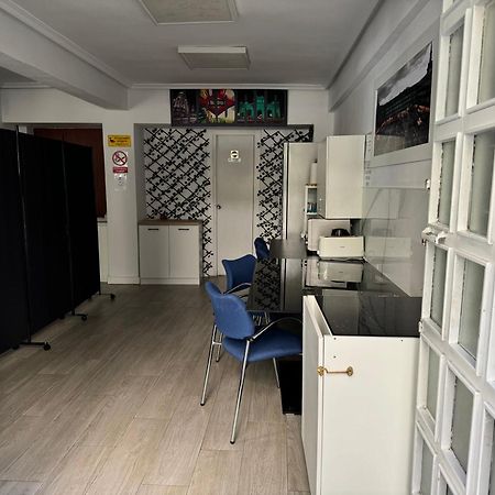 Hostal Madrid Paradise Exterior photo